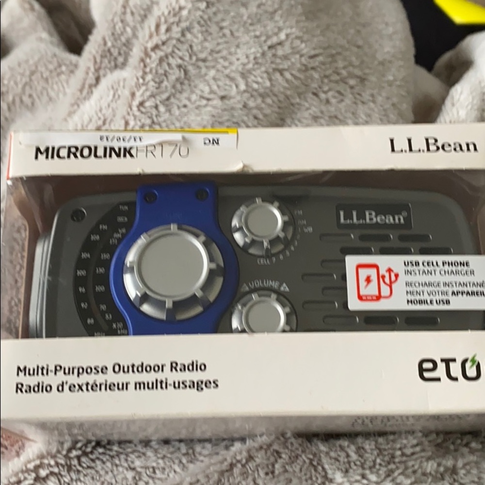 LL Bean radio